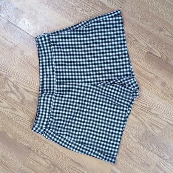 Pants - Gap Shorts